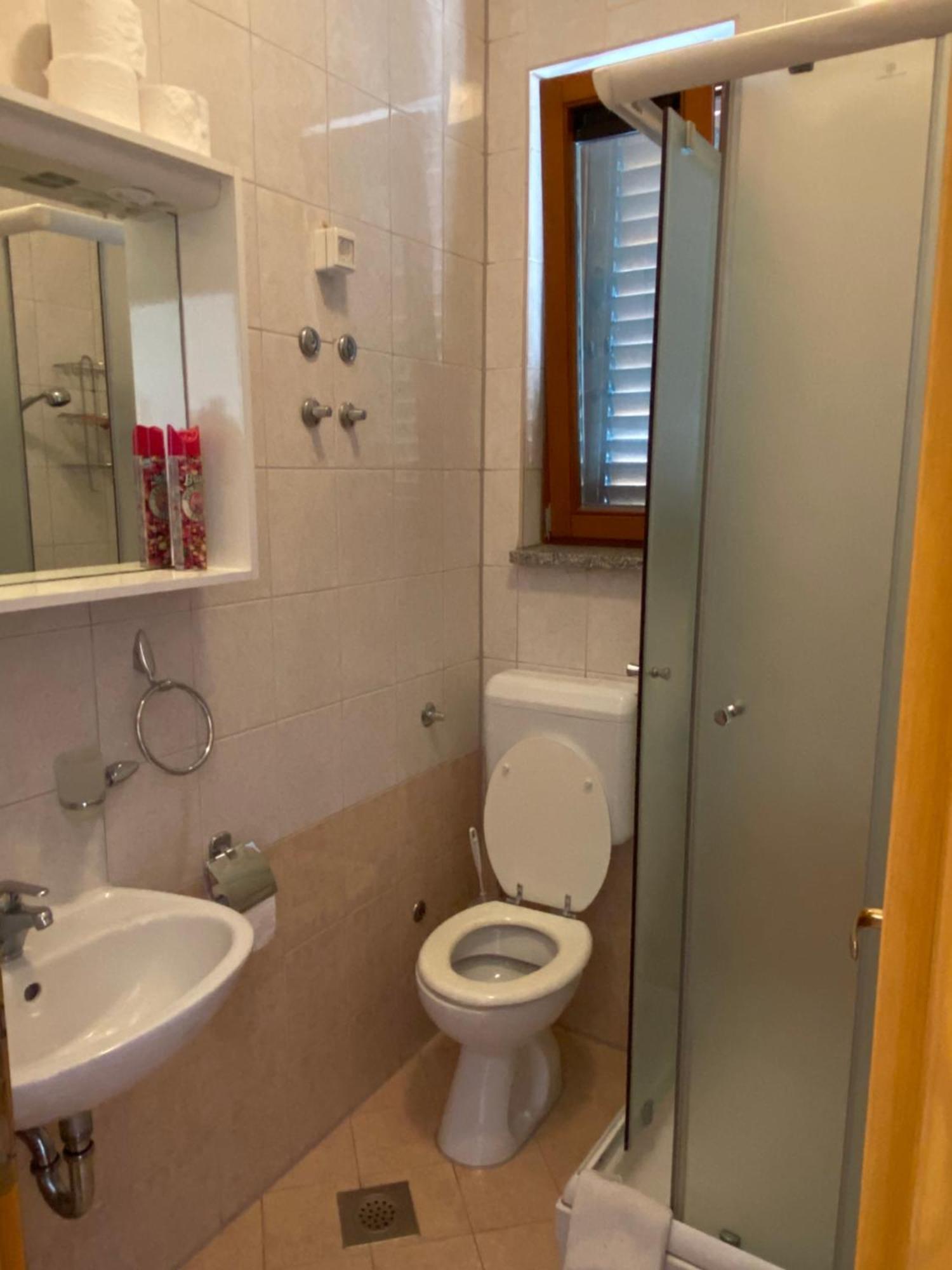 Villa Punta Rovanjska Room photo